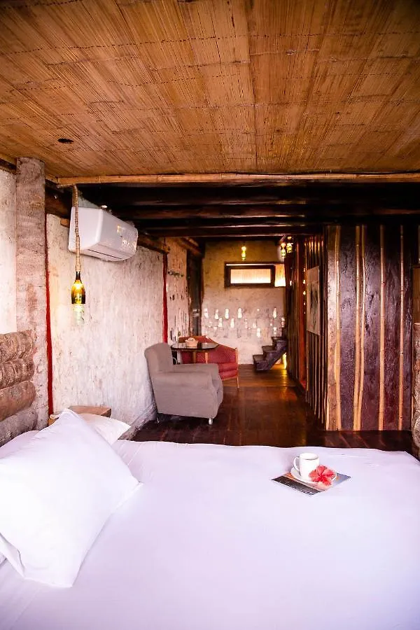 Cabanas La Eufemia تولوم فندق